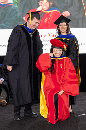 USC.Hooding.5.8.24_-260