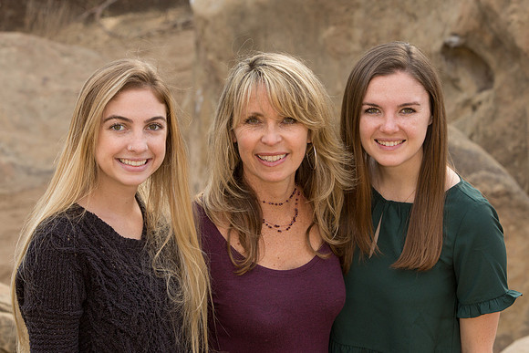 Linda.Holiday.11.24.18_-79