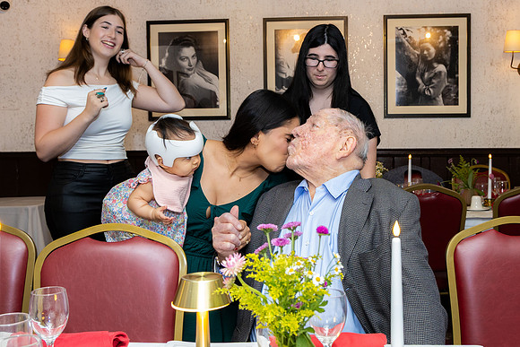 Ernest.95.8.31.25_-026