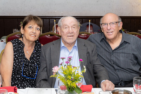 Ernest.95.8.31.25_-054