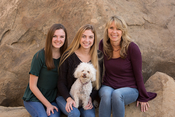Linda.Holiday.11.24.18_-39