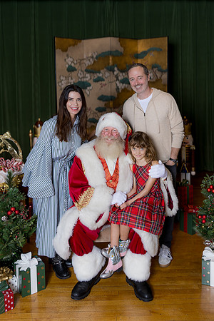 BHWC.Santa.12.7.25_-048