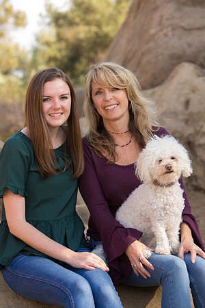 Linda.Holiday.11.24.18_-21