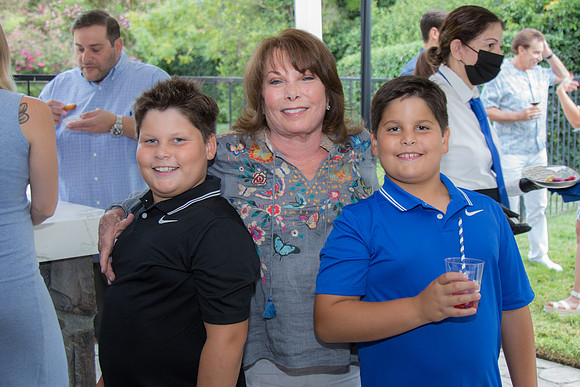 8.13.21.Arthur's.Fam.Shabbat.DInner..70!_-107