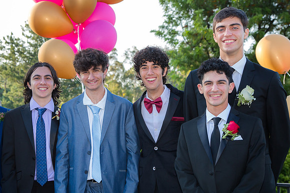 ezra's.Prom.5.20.23_-104