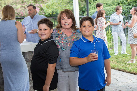 8.13.21.Arthur's.Fam.Shabbat.DInner..70!_-108