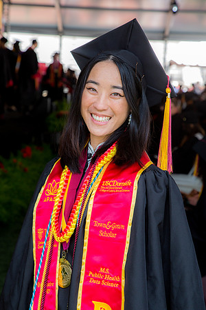 USC.QBC.Grad.5.12.23_-147