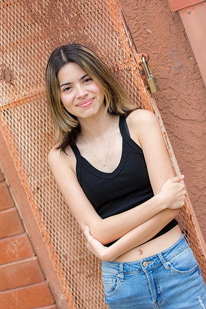 Bella.5.7.23_-26