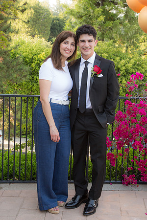 ezra's.Prom.5.20.23_-29