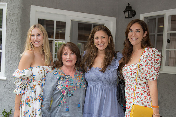 8.13.21.Arthur's.Fam.Shabbat.DInner..70!_-77
