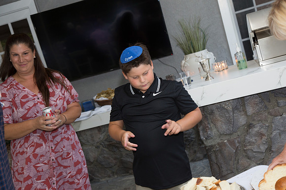 8.13.21.Arthur's.Fam.Shabbat.DInner..70!_-233