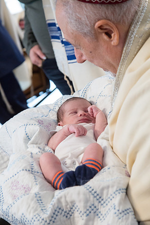 Jordan.Margolis.Bris.4.13.23_-25