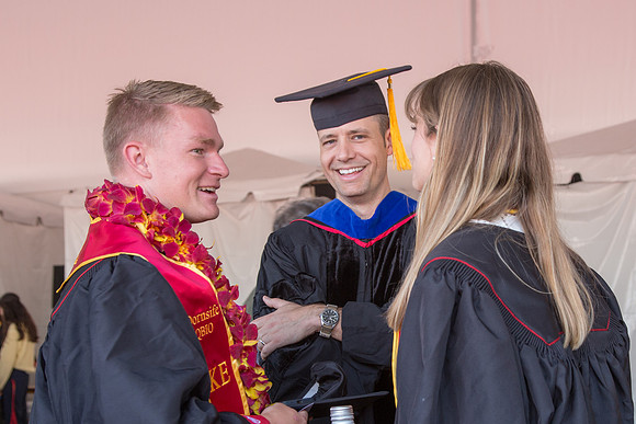 USC.QBC.Grad.5.12.23_-24