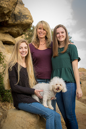 Linda.Holiday.11.24.18_-76