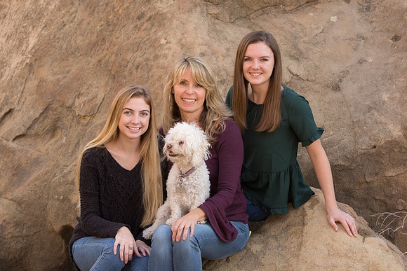 Linda.Holiday.11.24.18_-41
