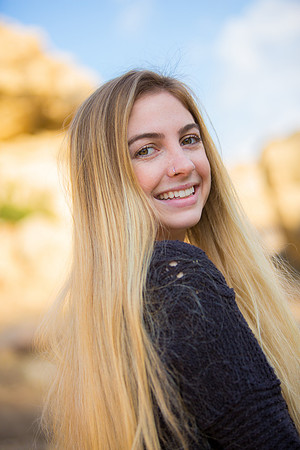 Linda.Holiday.11.24.18_-6