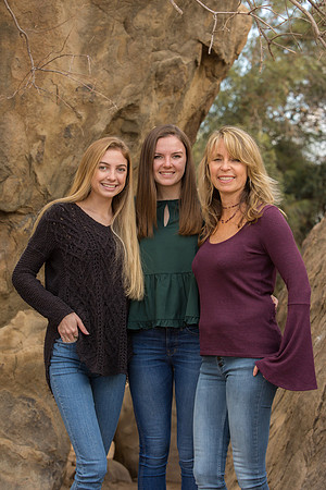 Linda.Holiday.11.24.18_-91