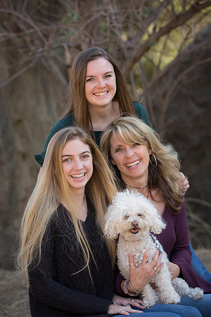 Linda.Holiday.11.24.18_-17