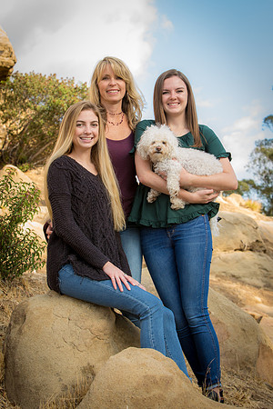 Linda.Holiday.11.24.18_-77