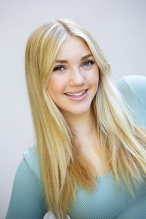 Kylie.head.9.26.23_-45