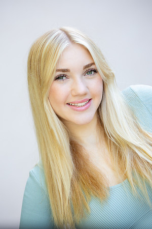Kylie.head.9.26.23_-44