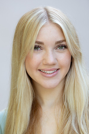 Kylie.head.9.26.23_-40