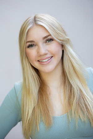 Kylie.head.9.26.23_-41