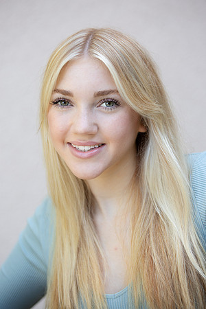 Kylie.head.9.26.23_-31