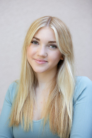 Kylie.head.9.26.23_-29