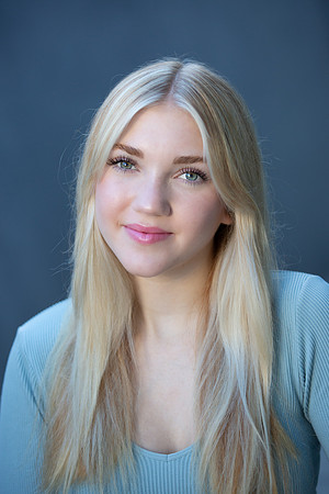 Kylie.head.9.26.23_-28