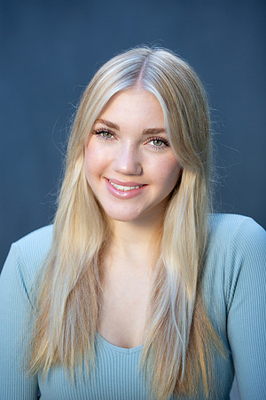 Kylie.head.9.26.23_-26