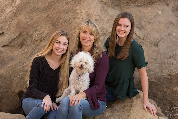 Linda.Holiday.11.24.18_-42