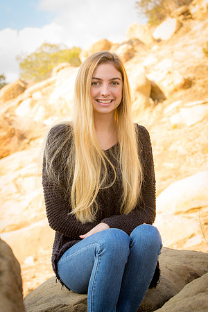 Linda.Holiday.11.24.18_-4