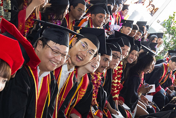 USC.Grad. 5.10.24_-090