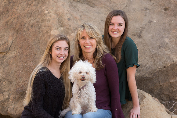 Linda.Holiday.11.24.18_-51