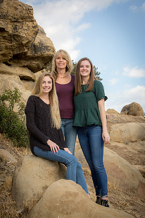 Linda.Holiday.11.24.18_-74