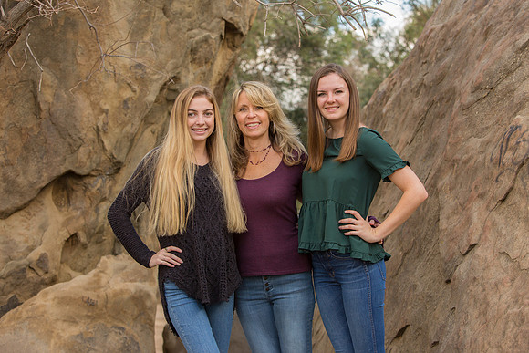 Linda.Holiday.11.24.18_-100