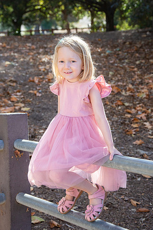 Jocelyn.M.12.1.23_-27