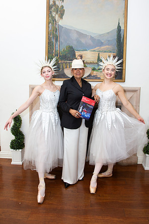 BHWC.Holiday.12.6.23_-219