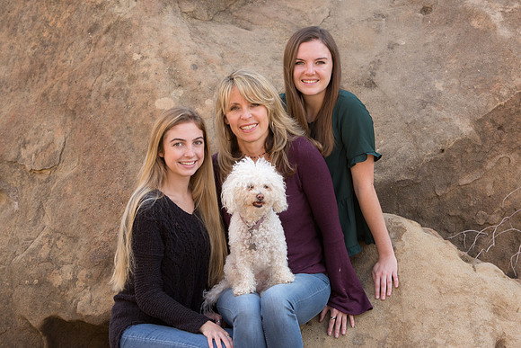 Linda.Holiday.11.24.18_-53