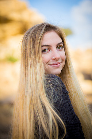 Linda.Holiday.11.24.18_-5