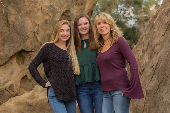 Linda.Holiday.11.24.18_-92