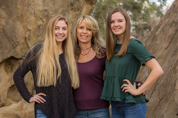 Linda.Holiday.11.24.18_-102