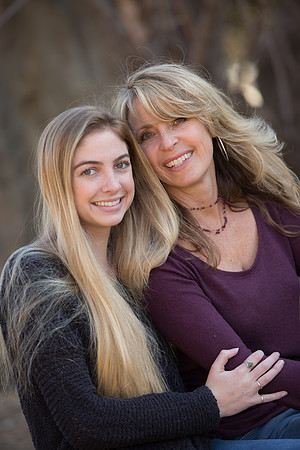 Linda.Holiday.11.24.18_-14
