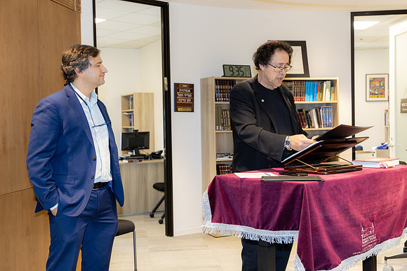 Zeigler.Tallit.5.17.24_-022