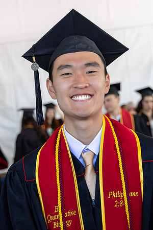 USC.Grad. 5.10.24_-032