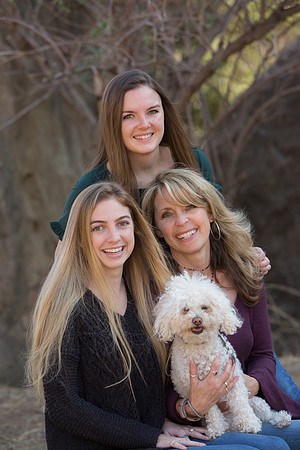 Linda.Holiday.11.24.18_-15