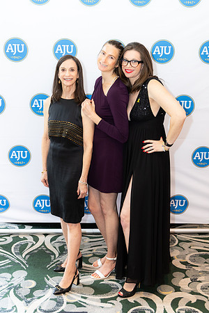 AJU.Gala.4.27.25_-172