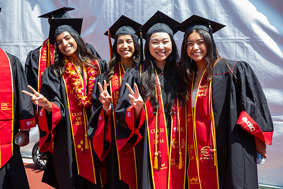 USC.Grad. 5.10.24_-050