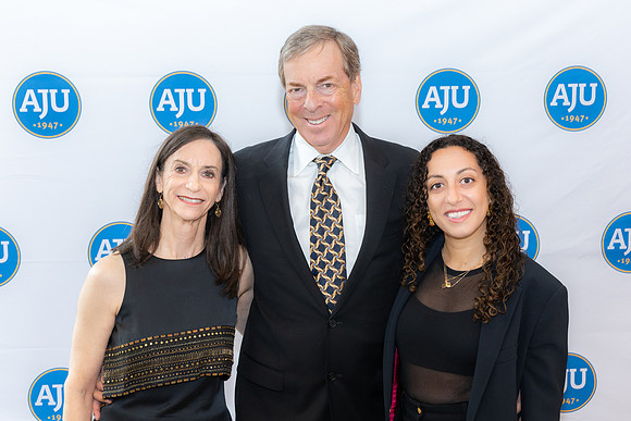 AJU.Gala.4.27.25_-121